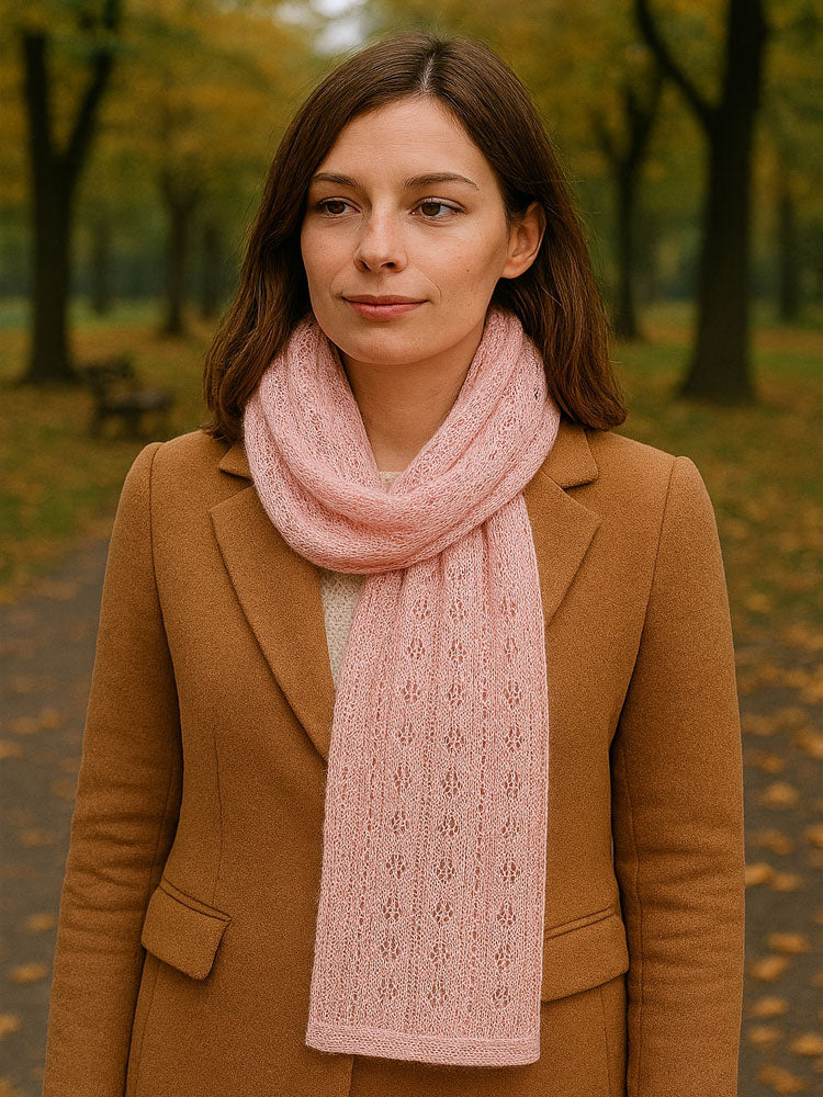 Handgestrickter Cashmere-Lace-Schal in Rosé