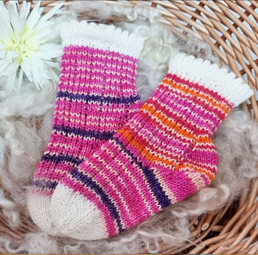 Handgestrickte Kindersocken Crazy Püppi Gr. 24/25