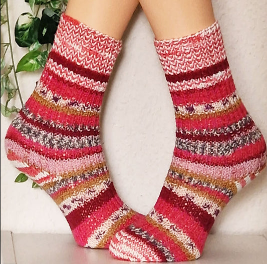 Handgestrickte Socken Rora 6-fach Gr. 36/37