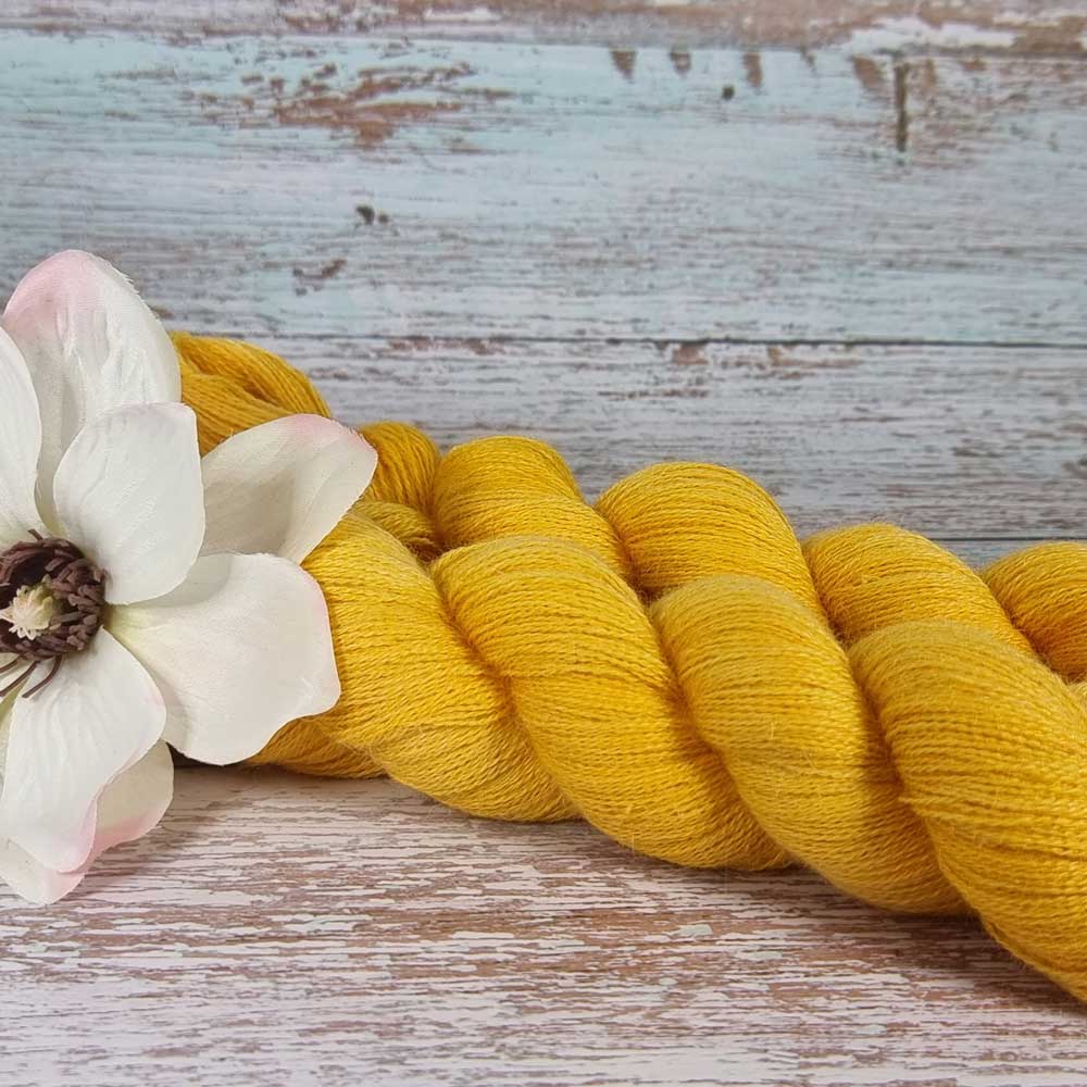 Alpaca Lace handgefärbtes Spitzengarn im Strang, orange