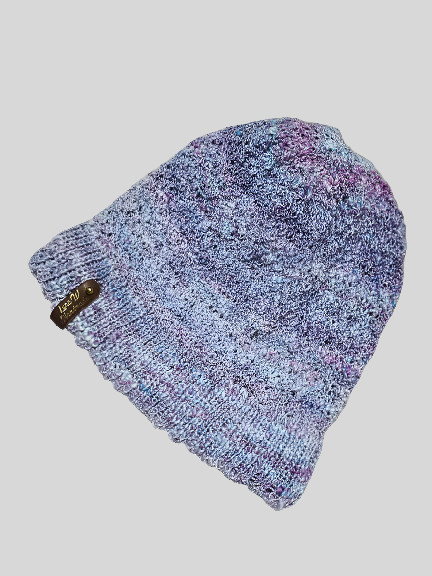 Handgestrickte Mütze aus Merinowolle, handgesponnen und handgefärbt