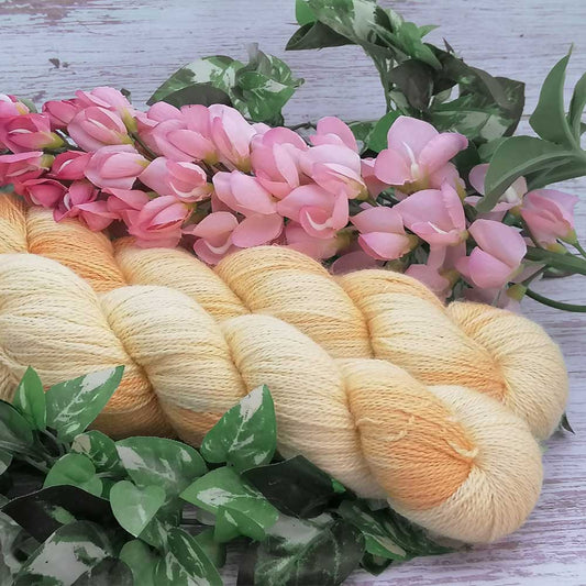 Engelshaar Lace