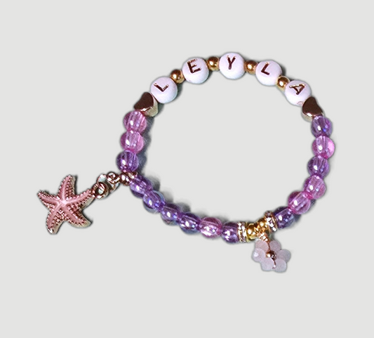 Perlenarmband mit Anhänger für Kinder