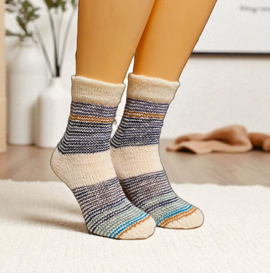 Handgestrickte Socken "Hüttenzauber" 40/41